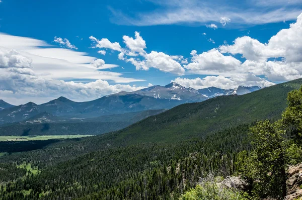 Terra Frontiera Green Wooded Mountain Valley Rocky Mountain National Park — Foto Stock