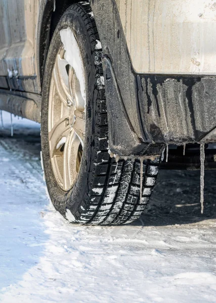 Nieuwe Winterautoband Veilig Winterrijden — Stockfoto