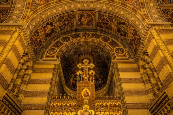 Czerniowce Bukowina Ukraina Czerwca 2018 Wnętrze Trójświętego Kościoła Rezydencja Metropolity — Zdjęcie stockowe