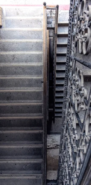 Escalera Entrada Una Antigua Casa Budapest —  Fotos de Stock