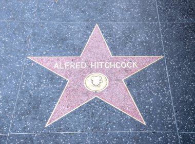 Los Angeles, California / Usa - 15 Haziran 2017: Hollywood 'un ünlü yönetmeni Alfred Hitchcock Hollywood Bulvarı' nın kaldırımında Hollywood Bulvarı, Kaliforniya