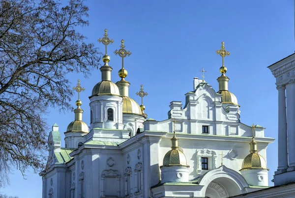 Igreja Ortodoxa Poltava Contra Céu Azul Primavera — Fotografia de Stock