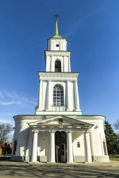 Orthodoxe Kirche Poltawa Vor Frühlingshaftem Blauen Himmel — Stockfoto