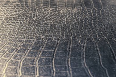Klasik stil timsah derisi dokusu