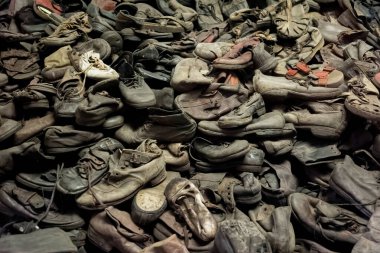 Auschwitz / Polonya - 29 Kasım 2019: İkinci Dünya Savaşı sırasında Polonya 'daki toplama kampı ve Auschwitz ölüm kampında Nazi terörü ve soykırımına dair kanıtlar
