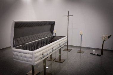 Tabut ve yeni modern Sofa Chester tarzı..