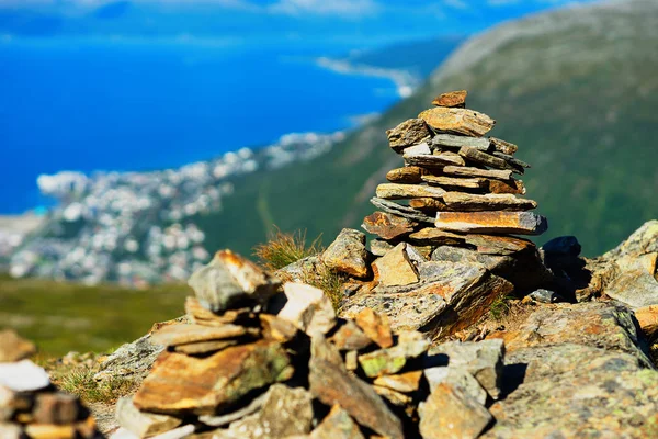 Noorwegen dzen yoga stenen achtergrond — Stockfoto