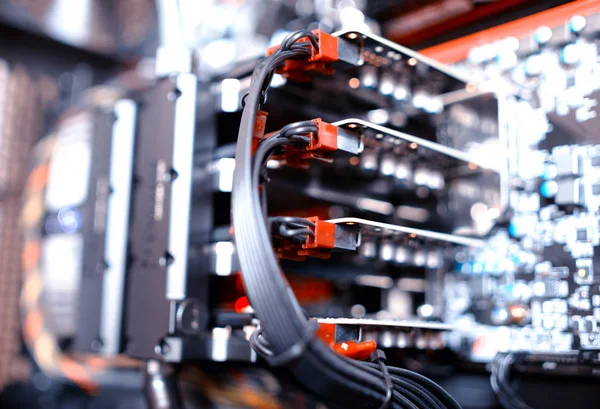 Yatay gpu quad SLI ekran kartı bokeh arka plan