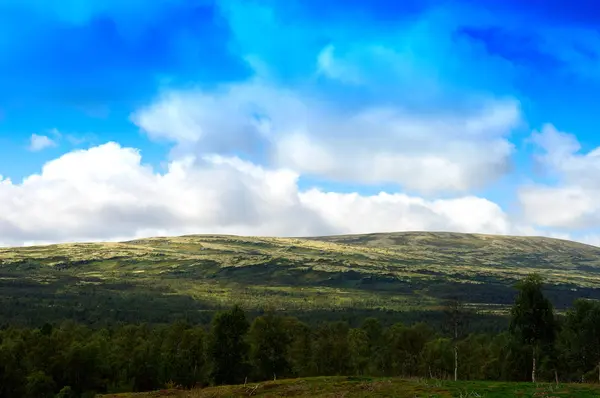 Noruega colinas paisagem fundo — Fotografia de Stock