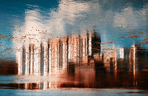 Horizontal vívido rojo abstracto ciudad reflexión fondo — Foto de Stock