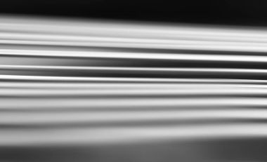 Siyah ve beyaz Diyagonal hareket bulanıklığı arka plan dosyaları