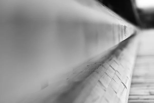 Preto e branco bokeh madeira pano de fundo — Fotografia de Stock