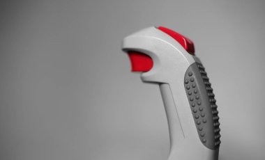 Kırmızı düğmeye bokeh arka plan ile Retro Atari oyun çubuğu