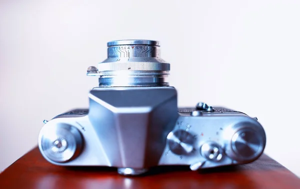 Vintage meetzoeker camera uitzicht vanaf top bokeh achtergrond — Stockfoto