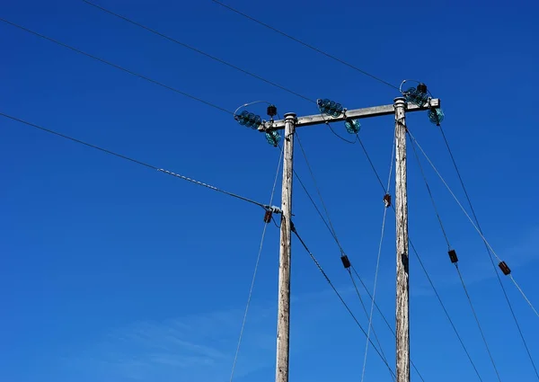 Elektriciteitsleiding in Noorwegen achtergrond — Stockfoto