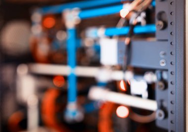 İçinde yüksek performanslı iş istasyonu bokeh zemin su soğutmalı