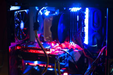 İç yüksek performanslı iş istasyonu bokeh zemin