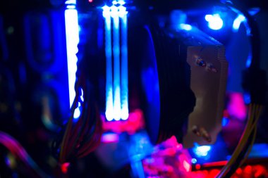 İç yüksek performanslı iş istasyonu bokeh zemin