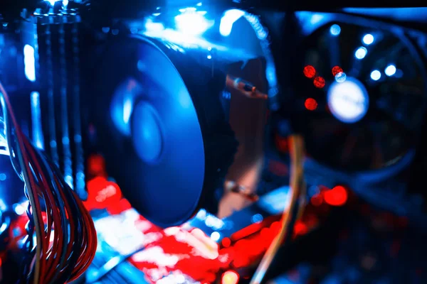 İç yüksek performanslı iş istasyonu bokeh zemin