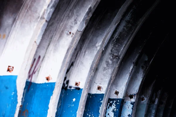 Çapraz cyberpunk askeri kasa bokeh arka plan