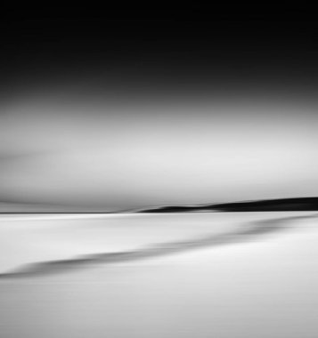 Siyah ve beyaz günbatımı soyutlama yanan