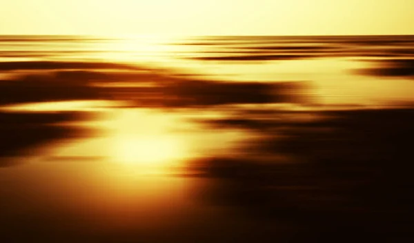 Horizontale gouden zonsondergang landschap horizon beweging abstractie ba — Stockfoto