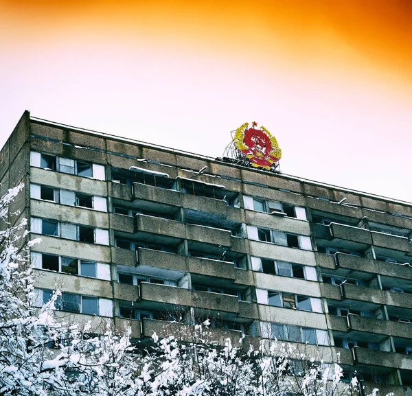 Horizontal verlassene ussr Häuser bei pripyat Hintergrund — Stockfoto