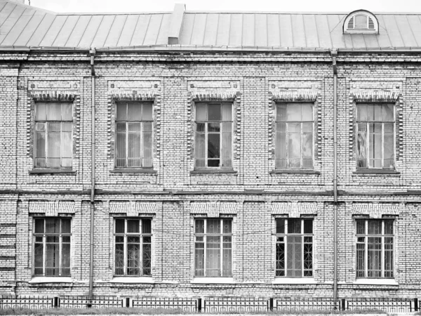 Symmetrische Backstein Gebäude Architektur Hintergrund — Stockfoto