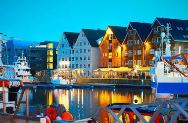 Dramatik Gece Tromso kartpostal resmi
