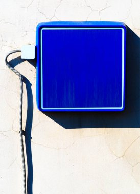 Mavi boş sokak işareti arkaplanı