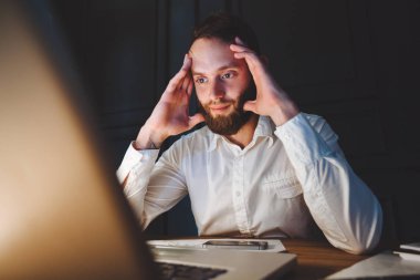 Bir çalışma alanı yazarak, işadamı