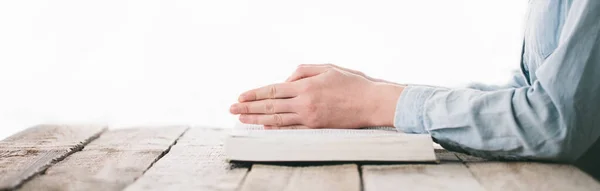 Vrouw Die Bijbel Leest Bidt — Stockfoto