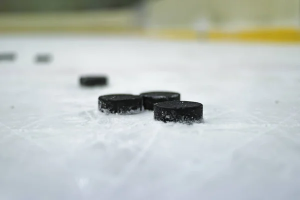 Rondelle de hockey sur glace — Photo