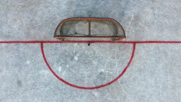 Hockey gates innan matchen ovanpå street — Stockfoto