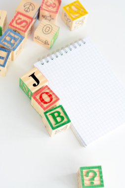iş yazı bulmaca bloklar