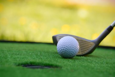 golf sopası ve top 