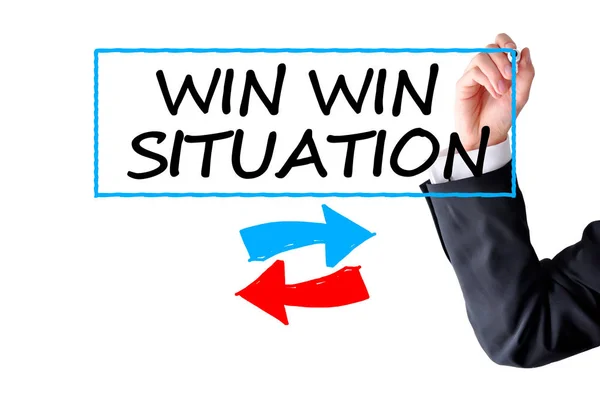 Win-win situation texte manuscrit par un homme d'affaires — Photo