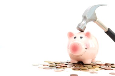 Kumbara gürültüyle çarpmak ya da mali kriz düşündüren para kazık çekiç tarafından frenlenir