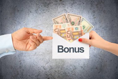 Sunan ek veya verimlilik uyarmak için bonus ödeme kavramı