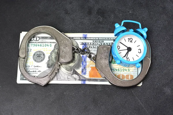 Handcuffs Money Alarm Clock Dark Background Bail Concept — Stock Photo, Image