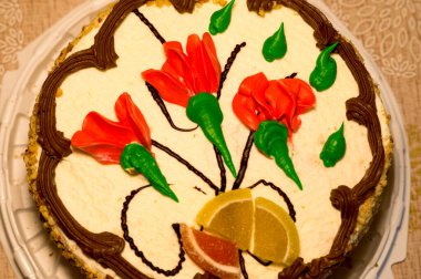 Kutlama masası. Fındıklı iştah açıcı tatil pastası.