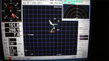 Denizaltı suyun altında Pasifik'teki sualtı kontrol paneli.