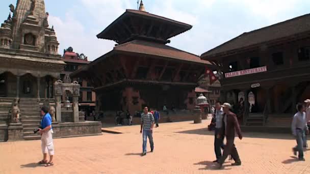 Architektura i projektowanie budynków historycznych w Katmandu w Nepalu. — Wideo stockowe