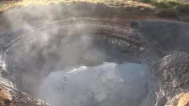Dağ Kuzey Buz Denizi Grönland kıyı üzerinde sıcak Şofben.