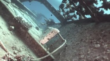 BORT geminin Salem hızlı deniz yatağı üzerinde su altında Mısır'virane.