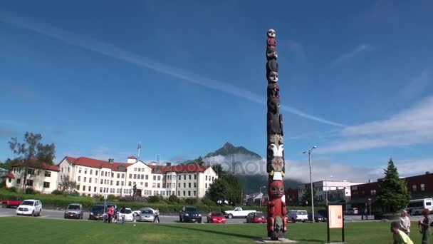 Totem pilíř v Sitka. — Stock video