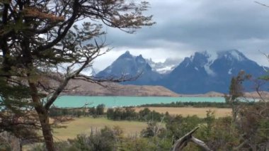 Dağ gölü Patagonya Arjantin.