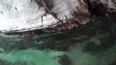 Cliff genel Carrera dağ Patagonya Arjantin Lago Buenos Aires içinde mağara.
