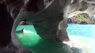 Genel Carrera dağ Patagonya Arjantin Lago Buenos Aires içinde mağara.