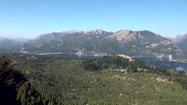 Horské jezero Ukázat tiché a klidné vody v Patagonia Argentina. — Stock video